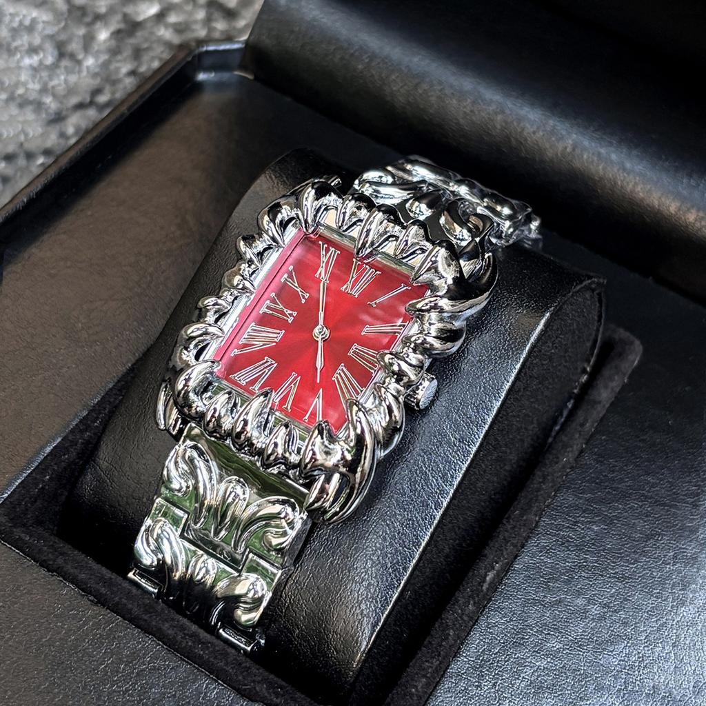 Claw watch, alabaster style, vintage y2k European and American watches, special-shaped high-end ins niche watches