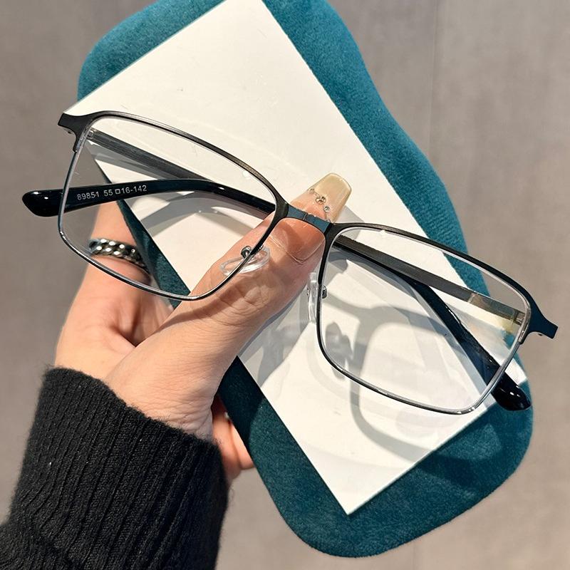 Men's Business Reading Glasses women Vintage Luxury Metal Square Frame Anti Blue Light Presbyopia Eyeglasses farsighted Eyewear