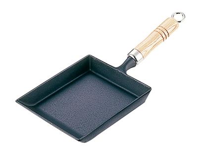 Iwachu Tamagoyaki madeira preta assada tamanho interno 18 x 15cm compatível com IH Nanbu Ironware 24017 preto (com alça)