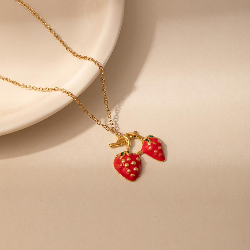 Red Double Strawberry Necklace - Light Luxury Niche Design, Versatile Clavicle Chain Jewelry