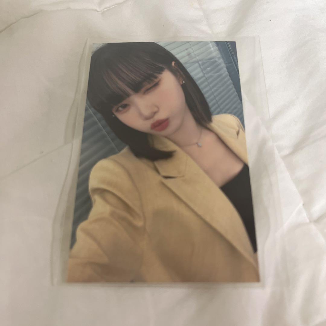 

[USED] lesserafim antifragile Rakidro Chaewon Universal Studios Japan