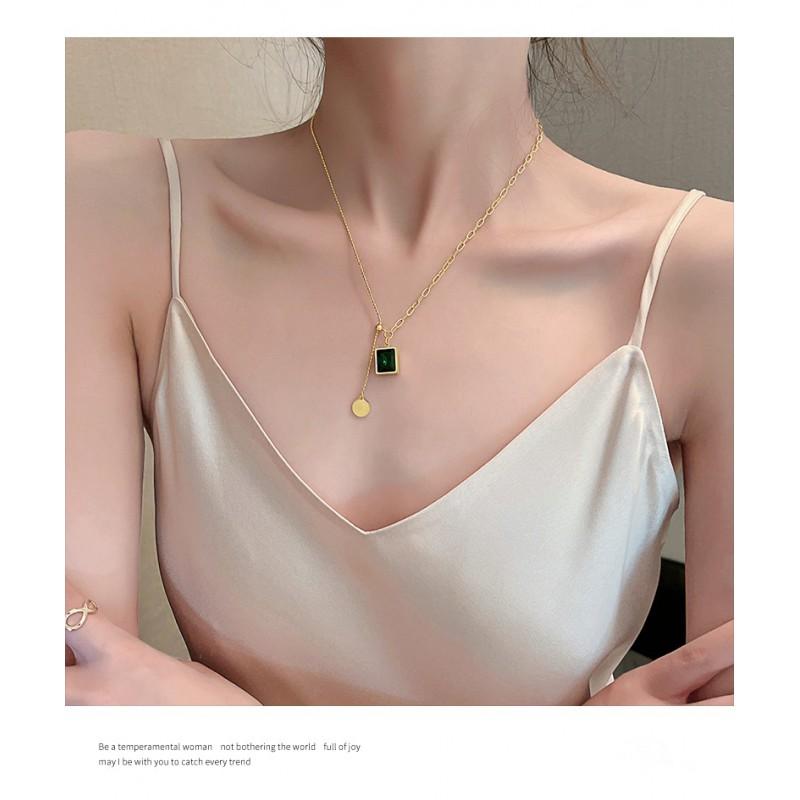 Minimalist Geometric Emerald Green Titanium Steel Pendant Necklace Women Adjustable Water Wave Chain Fashion Jewelry