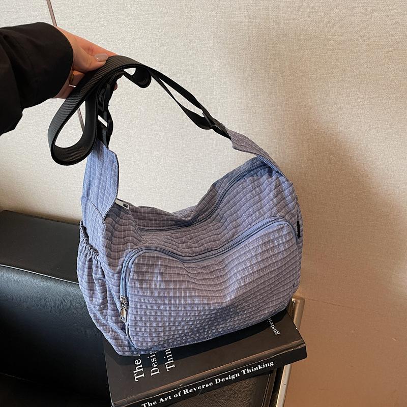 

Niche Lightweight Large-Capacity Tote Bag Women S Tide Pleated Casual Shoulder Underarm Bag Cloth Bag Messenger Bag синий
