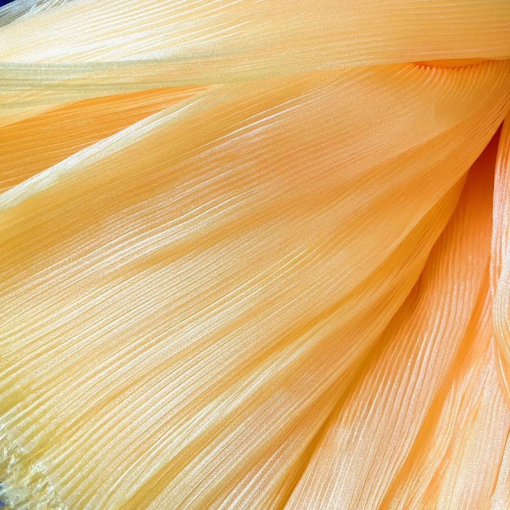 Syrena Himeji Tekstura Plisowana Tkanina Organzowa Na Metry do Dekoracji Bukietów Ślubnych Tkanina Krawiecka Miękki Gradient Biały Niebieski