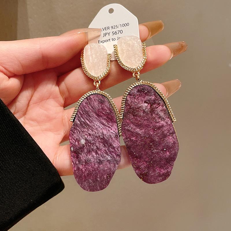 

Silver needle oval long geometric earrings exaggerated fashion high sense earrings niche retro temperament earrings wholesale women