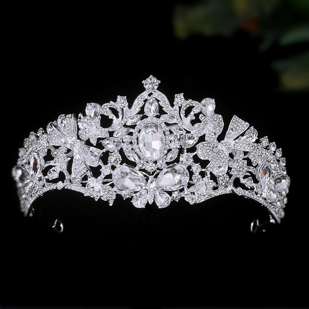 

Luxurious and Exquisite Atmosphere Rhinestones Sparkling Diamonds Silver Crown Bridal Tiara Wedding Dress Wedding Styling Accessories