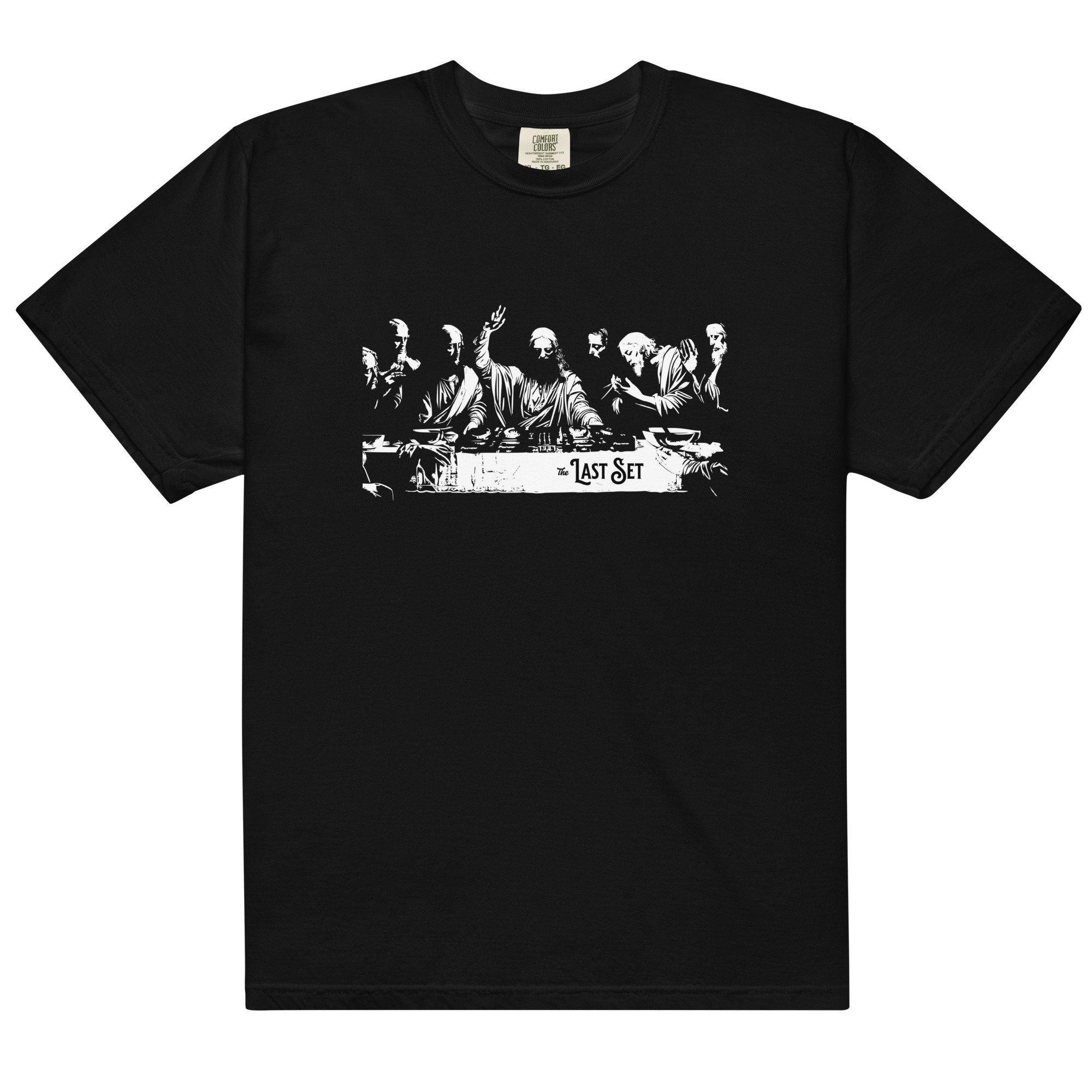 Funny The Last Set DJ Graphic T-Shirt EDM The Last Supper Parody Tee Aesthetic Streetwear Top for Rave Music Fans Unisex Cotton S