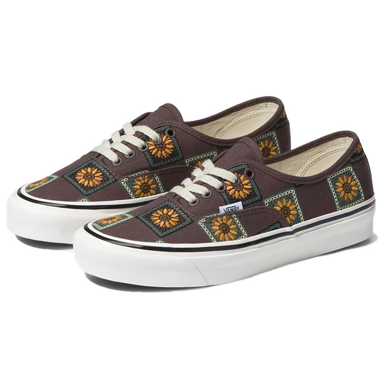 Authentic Vans 44 Dx 'Granny Check - Chocolate' VN0A7Q5CCHC