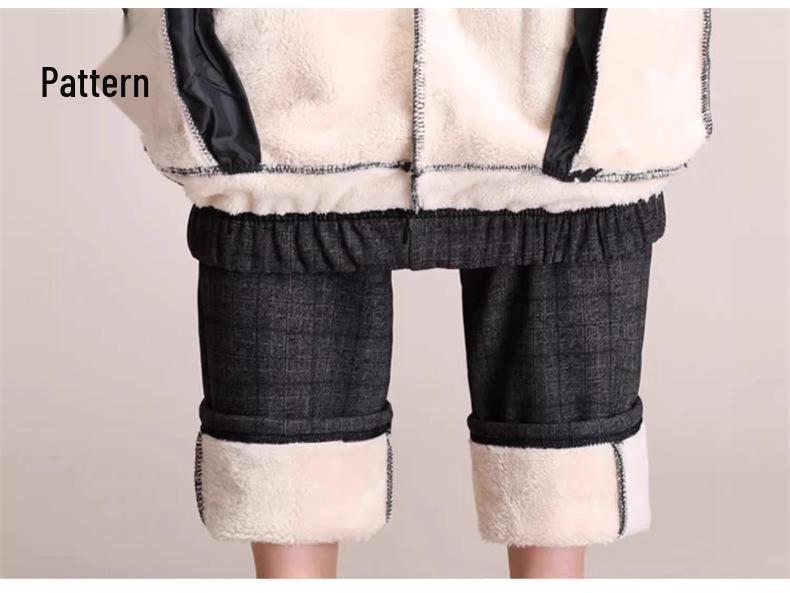 Fleece Pants for Middle-Aged & Elderly Women: Elastic Waist, High-Waisted, Straight-Leg, Loose Fit for Spring & Autumn Wear.
