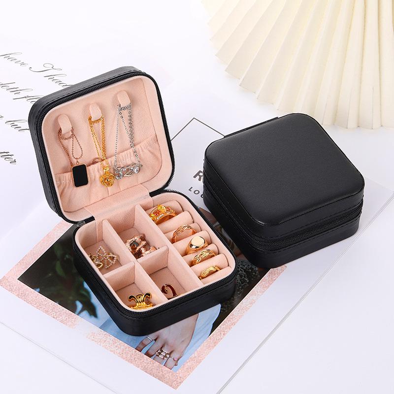 Compact Leather Jewelry Organizer: Palm-Sized Box for Rings, Necklaces, Studs, and Earrings