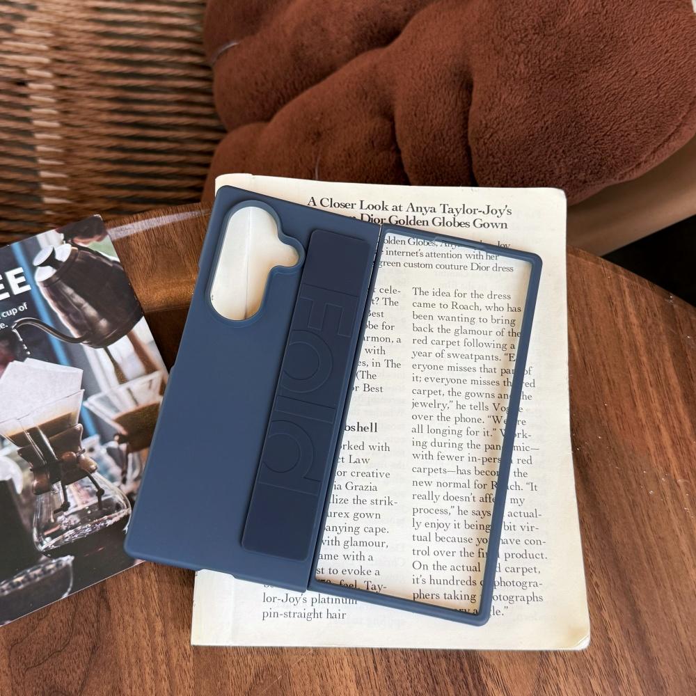 

Fashion Elastic Wristband Silicone Stand Case for Samsung Galaxy Z Fold 7 6 5 4 3 fold7 Matte Wrist Strap Hard Shockproof Cover Galaxy Z Fold3 5G