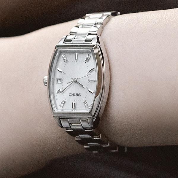 Seiko Women's Solar Wrist Watch - Silver / Gold / Brown SWFH143 SWFH148 HFE004J HFE002J SSDY047 SSDY049 Gift Casual Business Sports Student