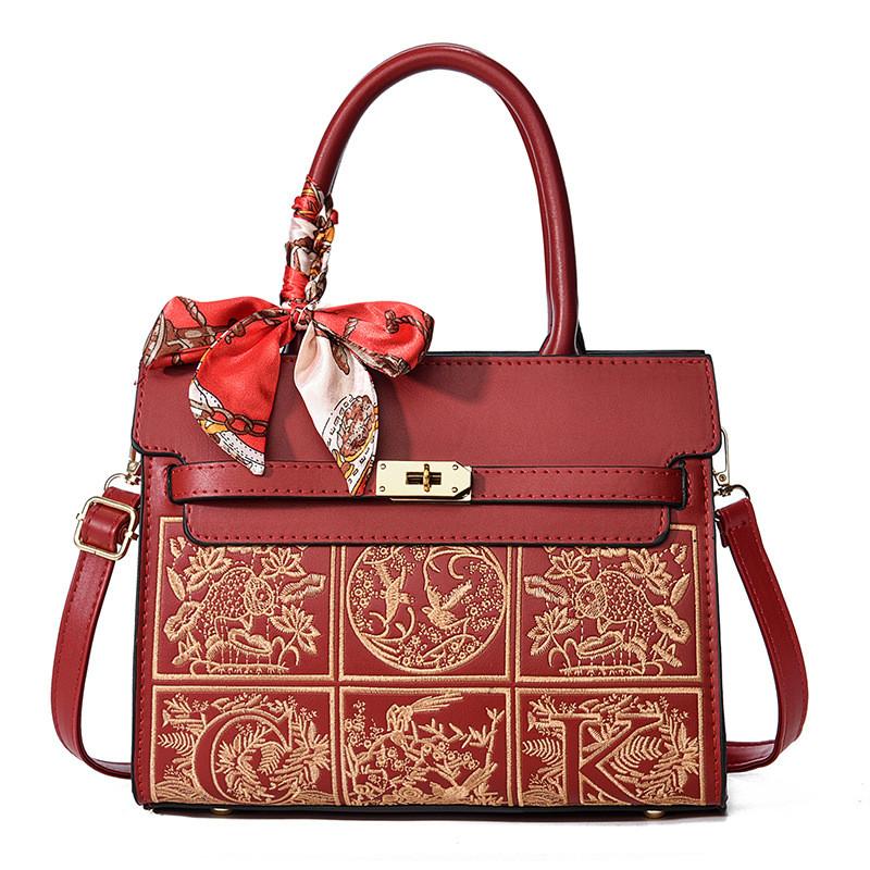 

Pu Contemporary Large Handbag For Women With Spacious Interior And Pockets Zipper StyleC