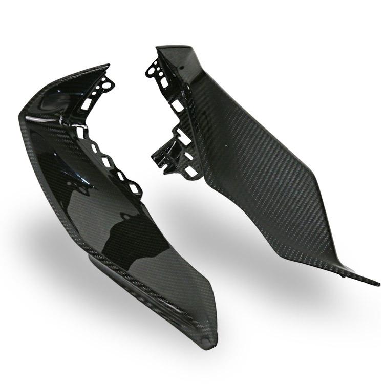 Yamaha R1/R1M 20+ Carbon Fiber Instrument Panel Side Cover