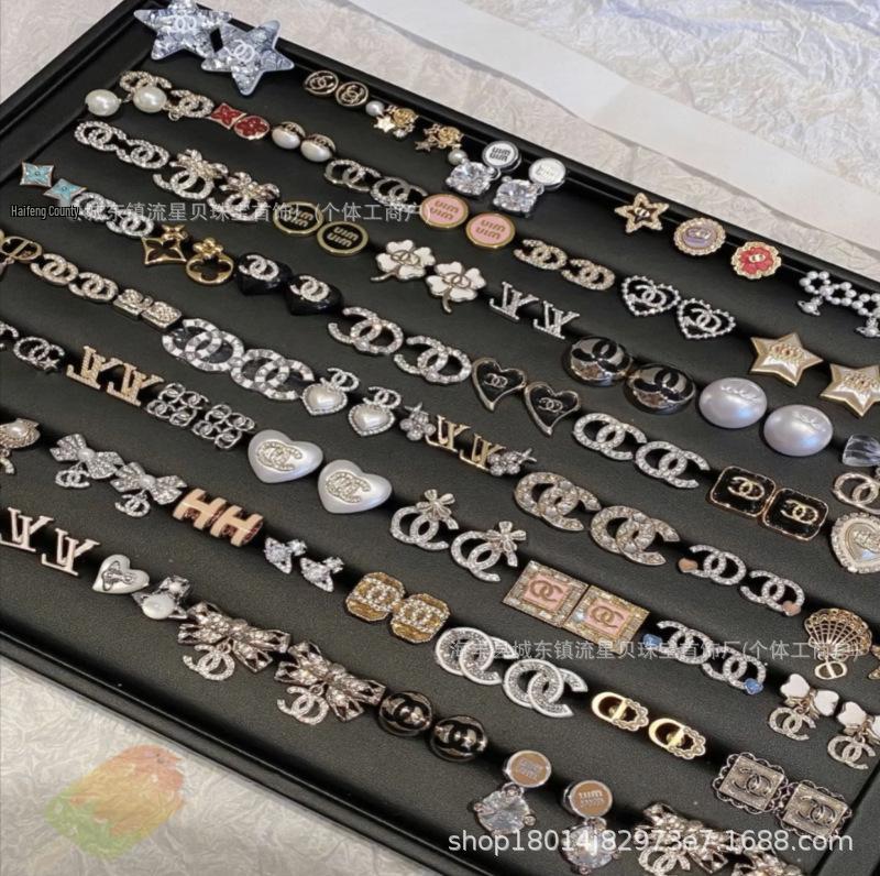 Xiangjia Xiangnainai Doppel C Inlay Perlen Diamant Ohrstecker - Schicker & Eleganter Stil für Damen