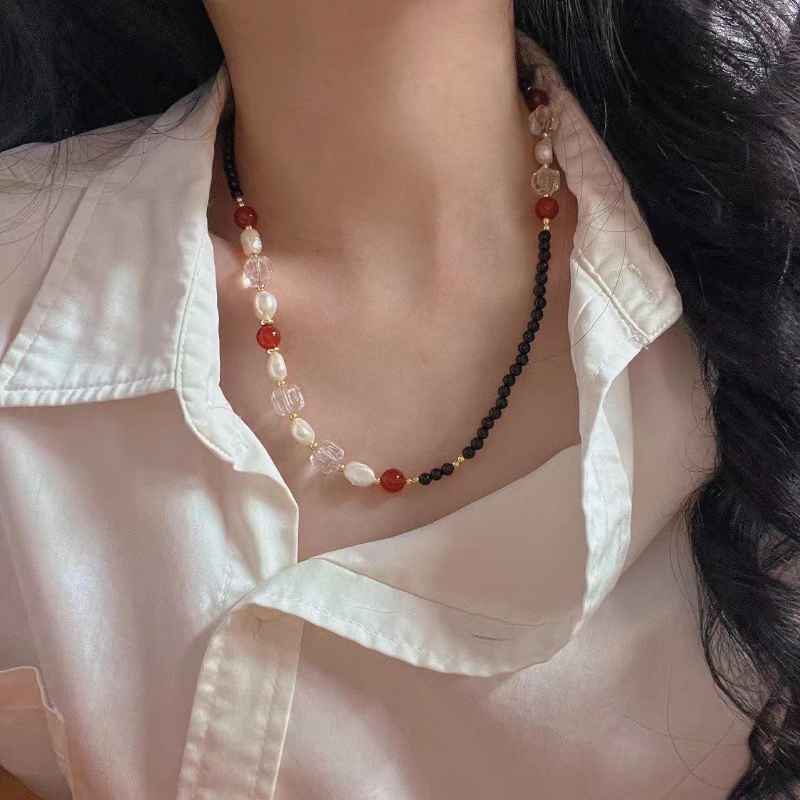 Vintage High Quality Natural Freshwater Pearl Black Agate White Crystal Chalcedony Collarbone Chain Necklace