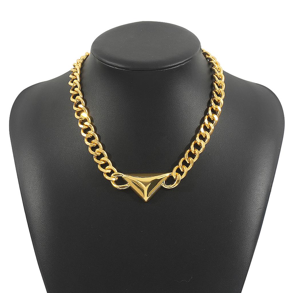 Exaggerated Three-dimensional Geometric Necklace Retro Style Classic Light Luxury Exquisite Versatile Earrings