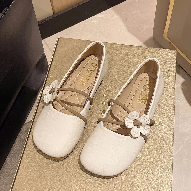 Fashion Shoes for Women Office Moccasins Slip-on Soft Bottom Chic and Elegant 2025 Trend Offer Spring 39 Woman Flats Korean Style Summer