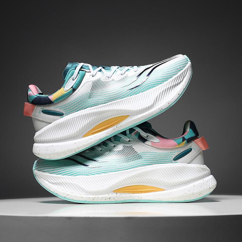2025 new carbon board running shoes boys spring and autumn mesh children's sports shoes shock absorption student physical test running shoes 2025