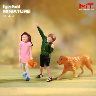 Miniaturfiguren 1/87 1/64 1/43 1/24 Verspielte Entzückende Mädchen Junge Kreative Szene Figur Requisiten Puppen Harz Diorama Modell Spielzeug Geschenk