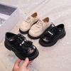 Girls' leather shoes 2025 early spring new children's princess shoes British style solid color bow pearl soft sole single shoes