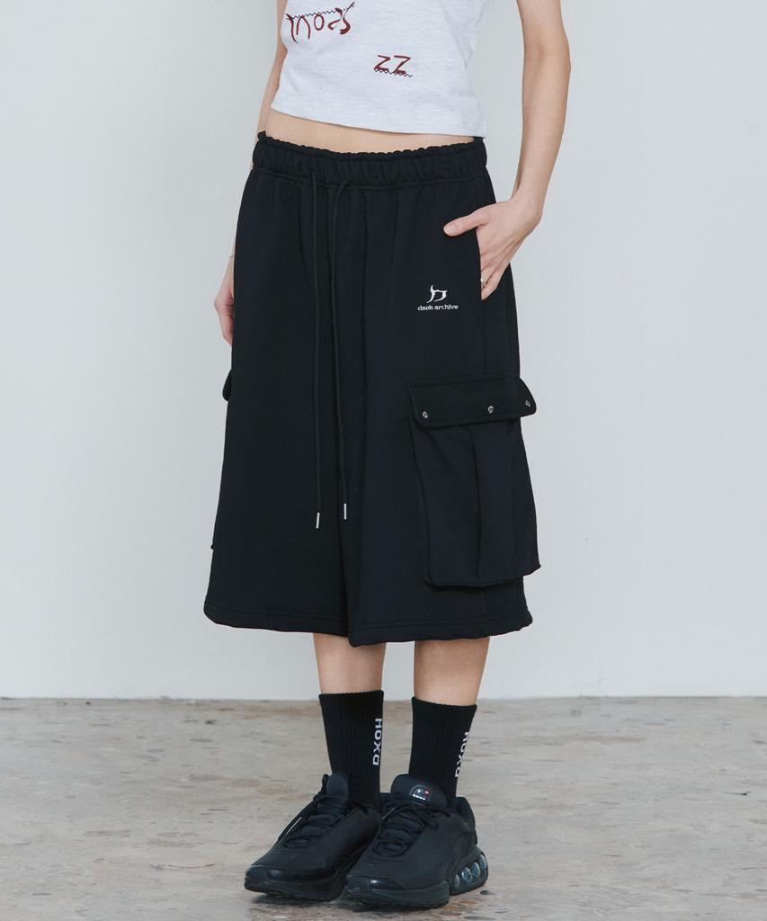 D.XO.H New Logo Bit Pocket Half Pants Black