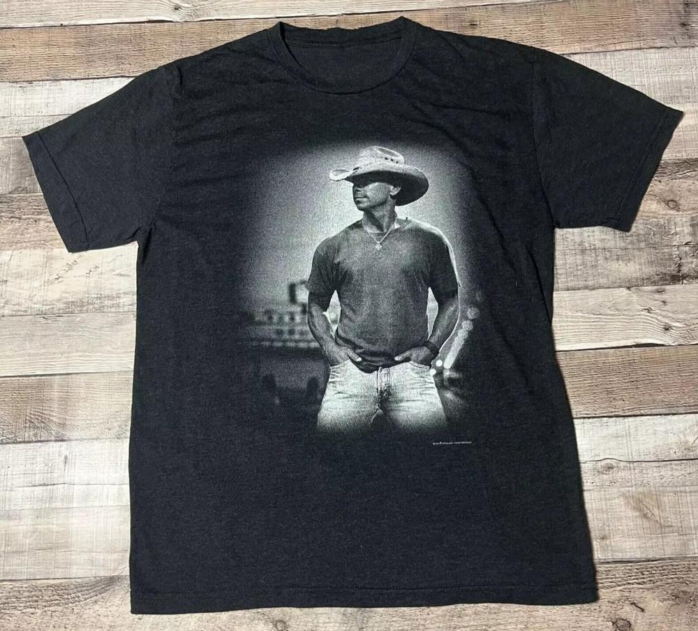 

Kenny Chesney Shirt Adult Medium Gray Country Music Band T-shirt size S-5XL Unisex T-Shirt S
