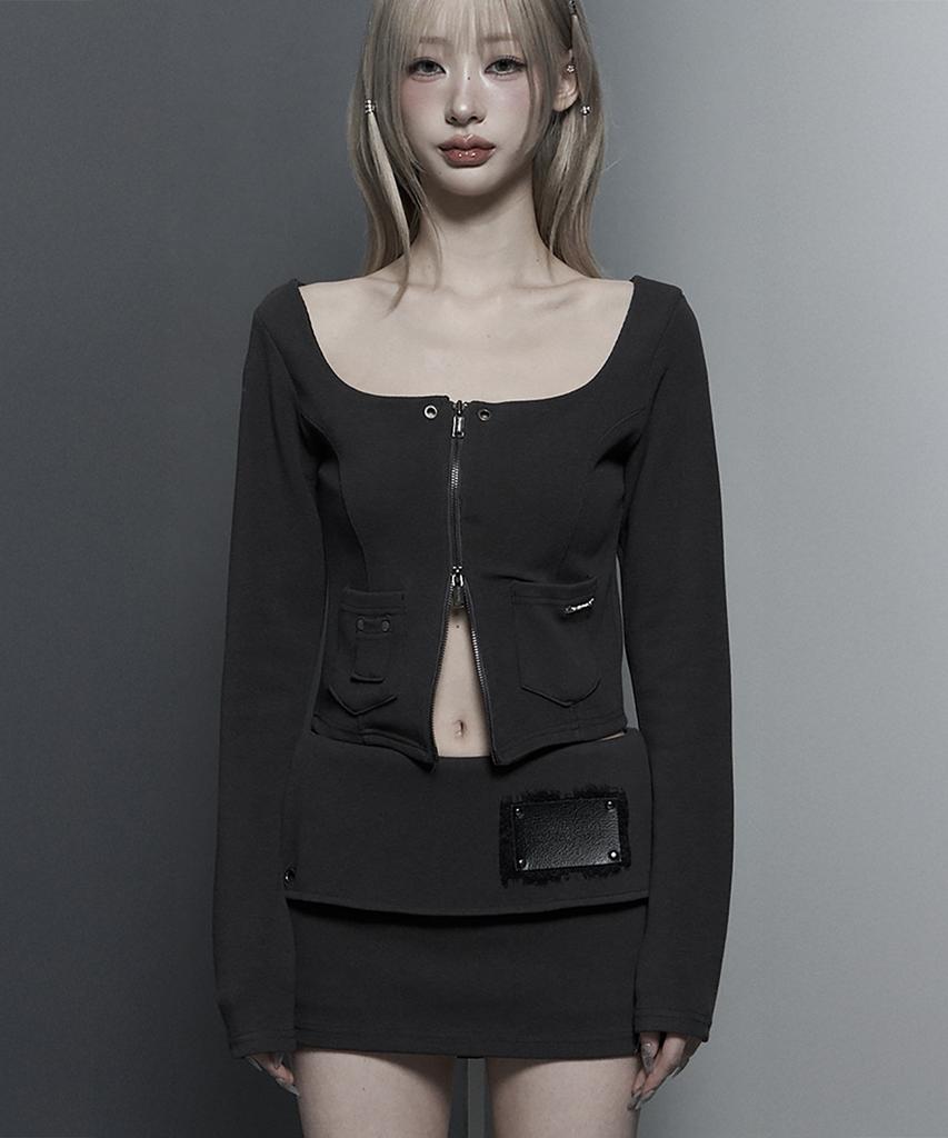 ETRE AU SOMMET Square Button Point Slim-Fit Long Sleeve Top (Dark Gray)