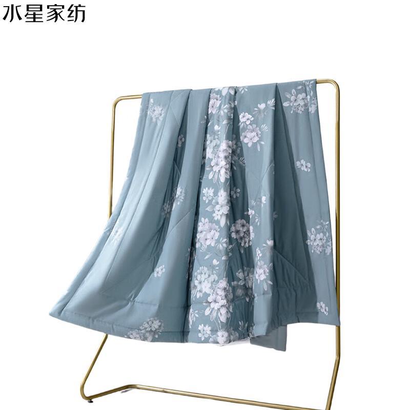 

Mercury Home Textiles Seven-Hole Fiber Summer Quilt