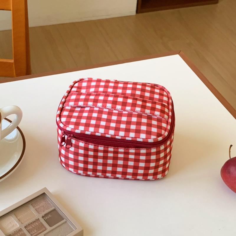 Large Capacity Makeup Bag Women's Red Checkered Portable Travel Grooming Bag Cosmetics Handbag Multi Zone Layered Toiletry Bag Storage Bags