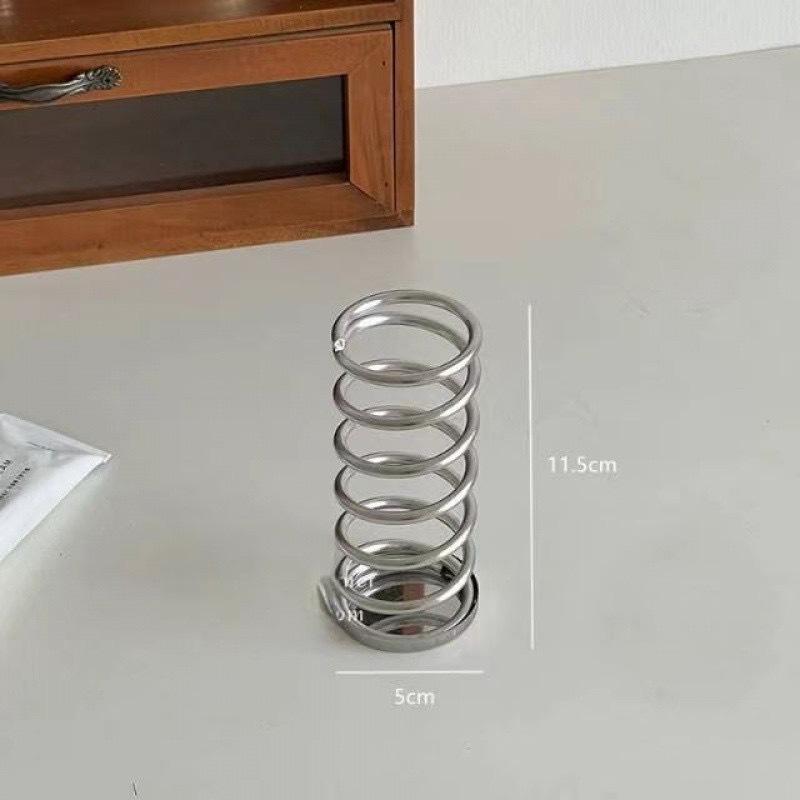 

Iron Cosmetic Organizer Makeup Storage Box Luxury Desktop Small Sundries Storage Bucket Office Workstation Pen Holder Organizer