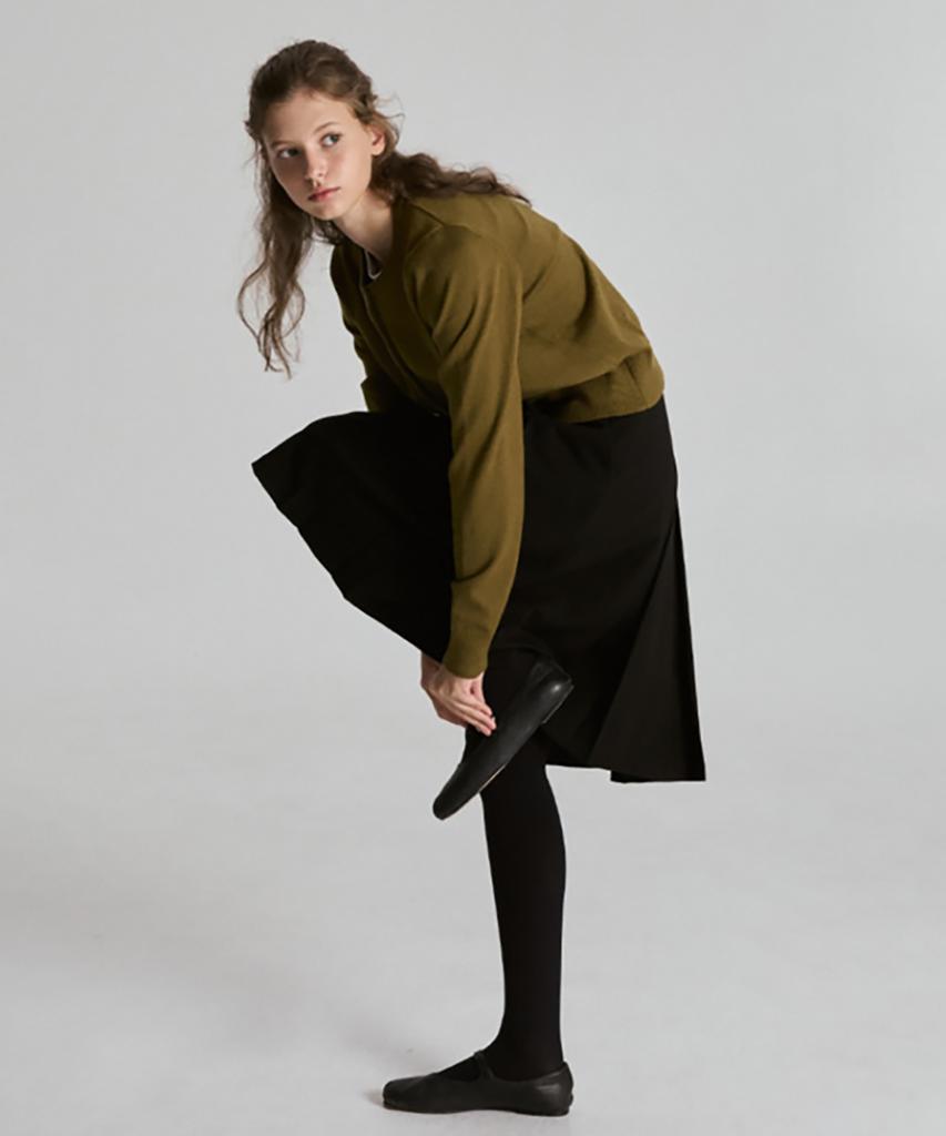 Les Ateliers Luna Pocket Midi Pleated Skirt (Black)