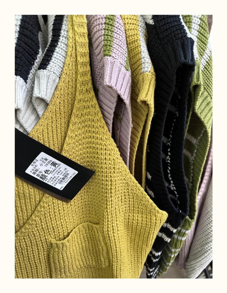 Xiao Wang's Spring Korean Style Plus Size Layered Knit Camisole Vest