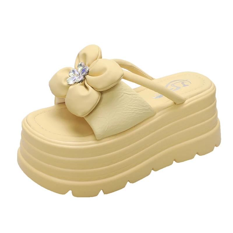 Fashion 8CM Platform Slippers Sandals Woman Bling Diamond Bowknot Thick Sole Slippers Women Chunky Flip Flops Summer Casual Beach Slides