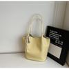 Fashion retro trend spring new casual simple niche design tote women's bag shoulder bag
