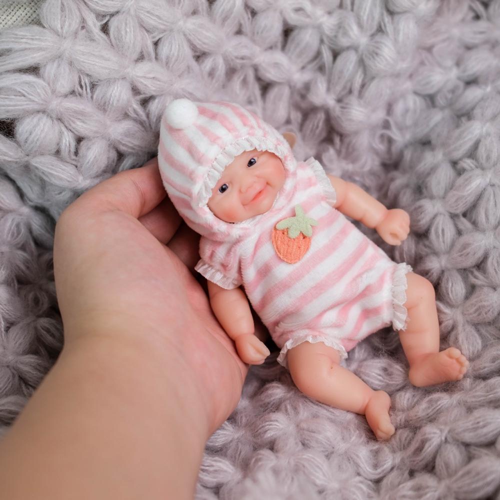 Lovely15cm Solid Silicone Rebirth Doll Vivienne Stretchable Soft Skin Newborn Doll Vivid Facial Expression Simulation Baby Dolls for Kids Xmas Present