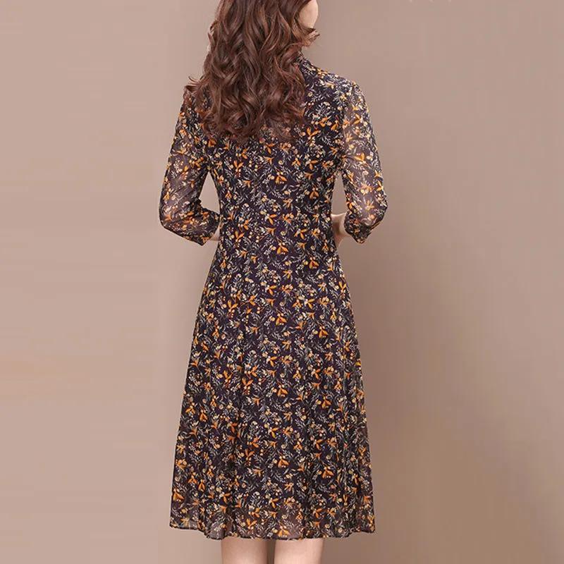 Damen Sommer Stretchige Blumenkleider Mittelalte Mutter Knopf Bedruckte Siebenärmel Kleider