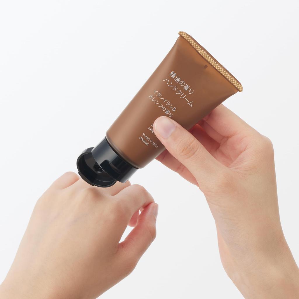 MUJI Essential Oil Scent Hand Cream Ylang-Ylang and Orange 50g OAR69A4A