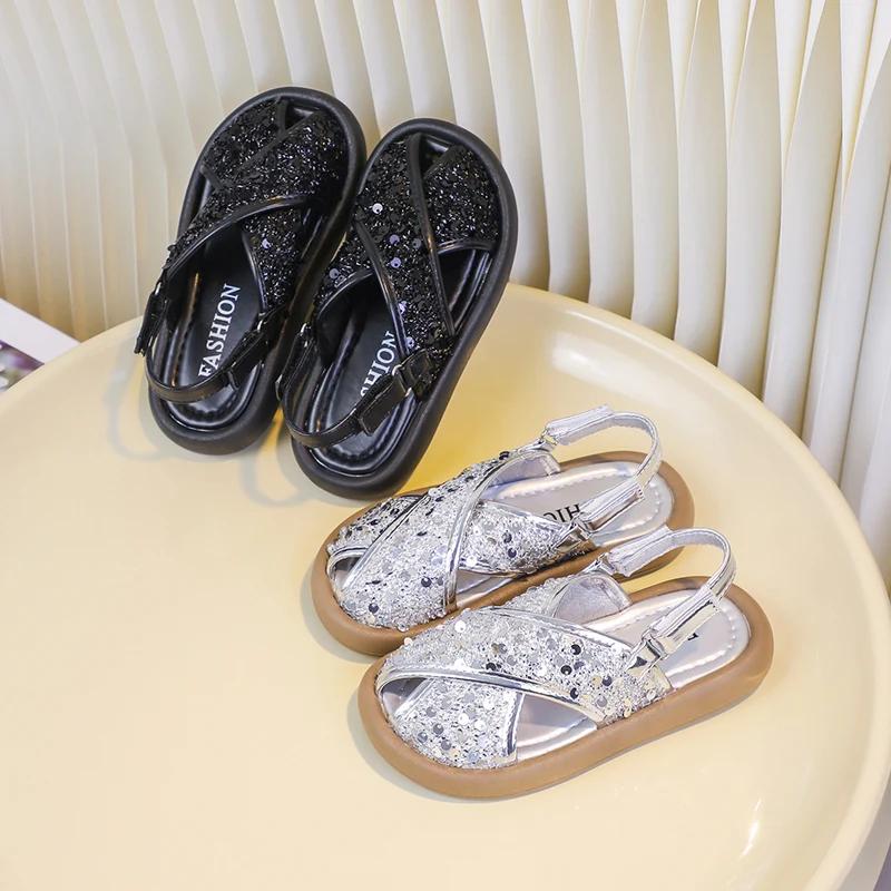 Girls' Peep Top Beach Shoes with Sparkling Sequins 2024 Summer Kids Versatile Princess Sandals Girls Fashion Sandals Outdoors