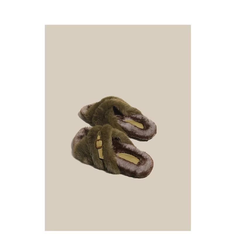 Wear Mao Mao drag girl 2025 autumn and winter new fashion fairy wind lamb wool platform slippers cross home