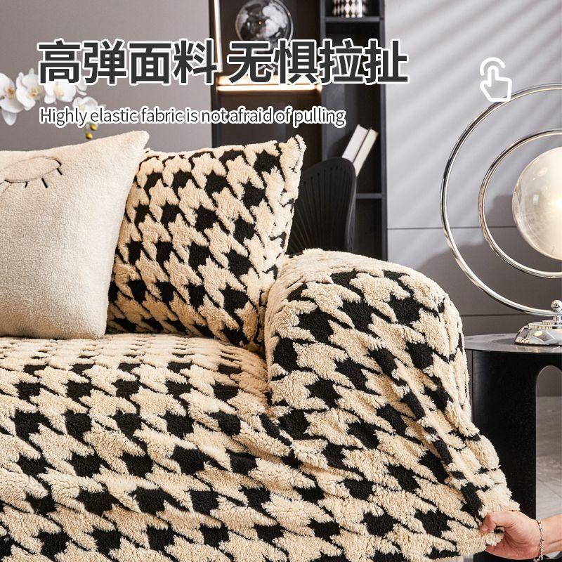 New Short Plush Sofa Cover Cloth Lamb Wool Universal Dust Cover Big Blanket Fully Enclosed L Sofas Towel Home Decoration