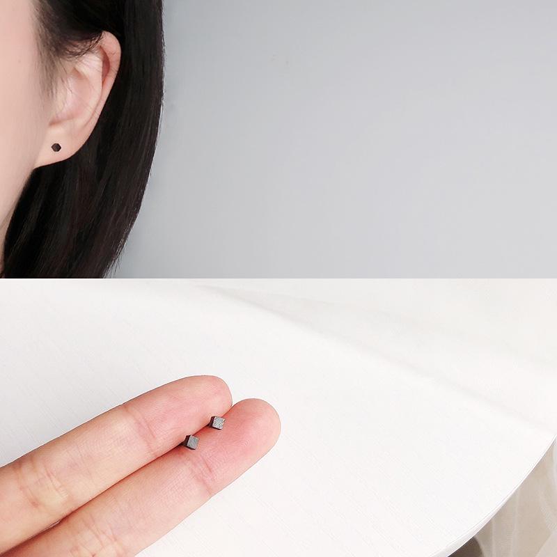 S925 Silber Ohrstecker: Japanischer & Koreanischer Literaturstil, Schlichte Mode, Gebürstetes Mini-Quadratisches Design, Vielseitig für Frauen