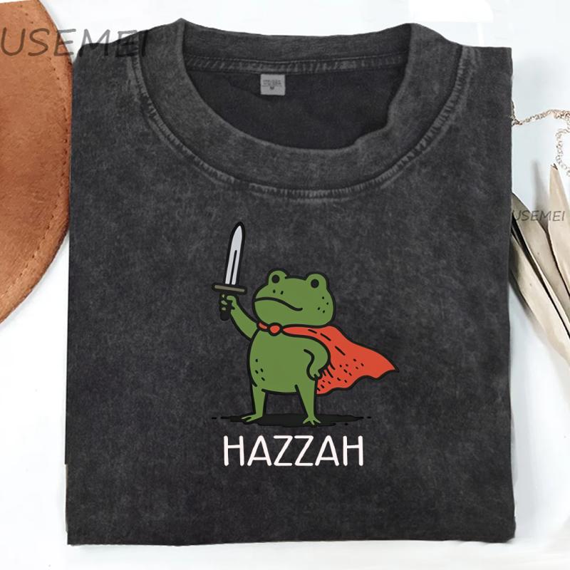 T-shirt Huzzah Rana con Spada Divertente T-shirt DnD Cotone Manica Corta Girocollo Streetwear Magliette Grafiche Y2k Abbigliamento Largo