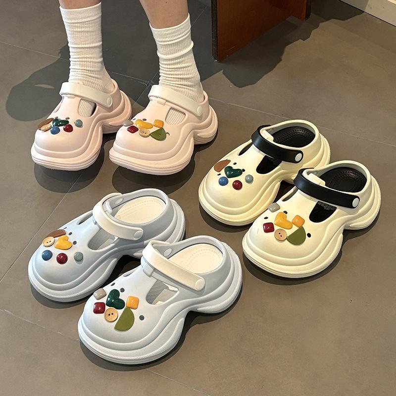 Height increase 7cm hole shoes women's summer new outer wear small waist thick sole non-slip bag head slippers