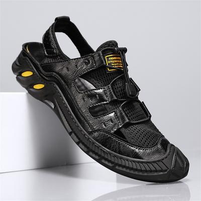 Fashion Summer Men's New Casual Shoes Hollow and Breathable Outdoor Beach Sandals Versatile Non-slip Slip-on Men's Casual Sports Shoes