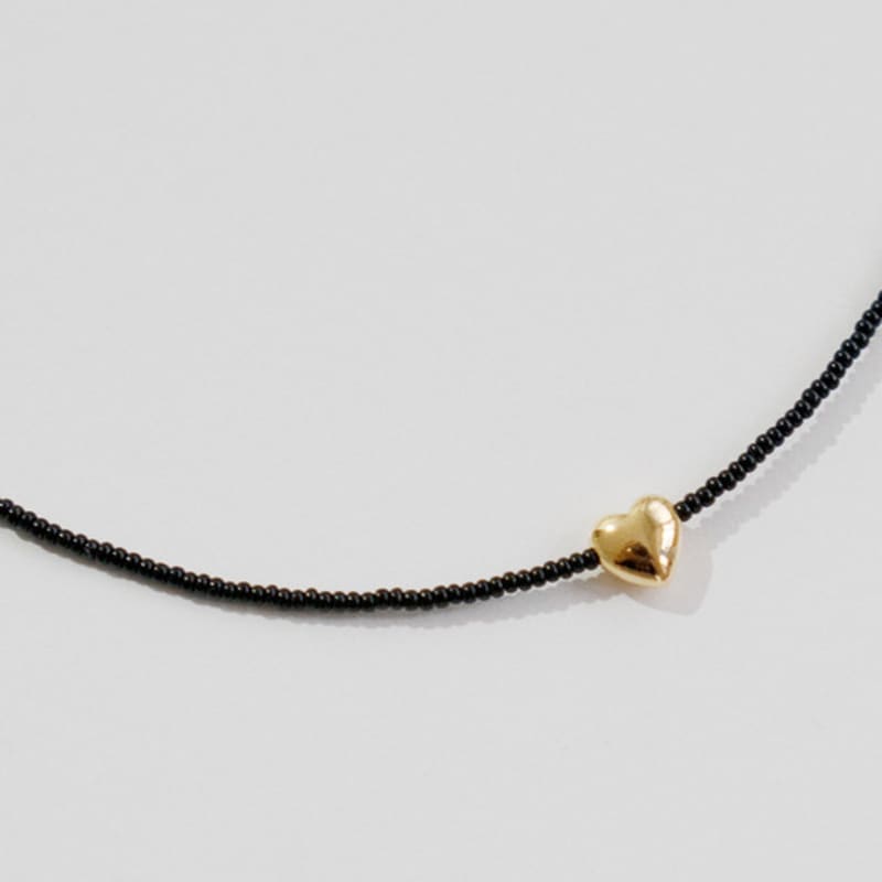 OURPIERRE ROMANTIC NECKLACE BLACK