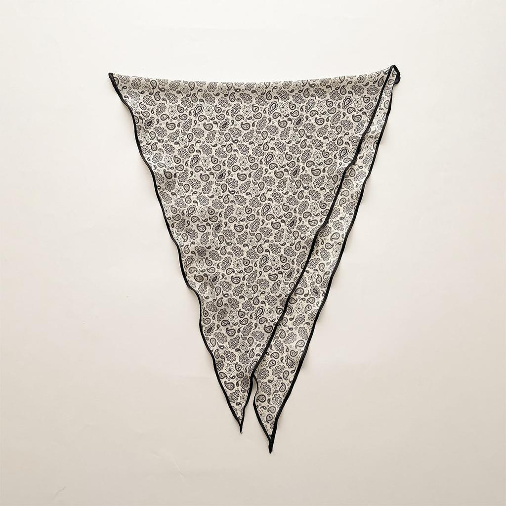 Retro Cashew Print Silk Scarf Accessories Rhombus Versatile Triangle Scarf Spring And Summer Thin Out Clothing With Shawl