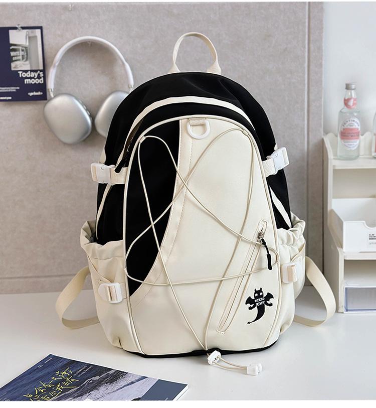 

High value large capacity junior high school class backpack outdoor small fresh backpack female college student travel bag чорний