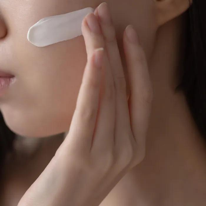 Weaponless Tone-up Sun Cream SPF50+ PA++++