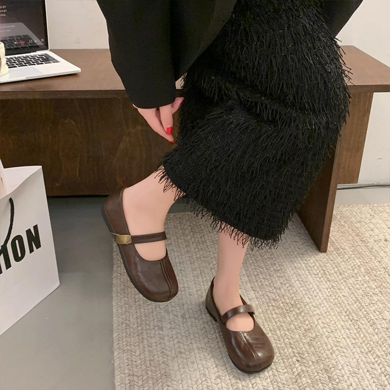Fairy style Mary Jane shoes single shoes female 2025 spring new Korean version soft-soled shallow mouth flat-soled Doudou shoes grandma shoes